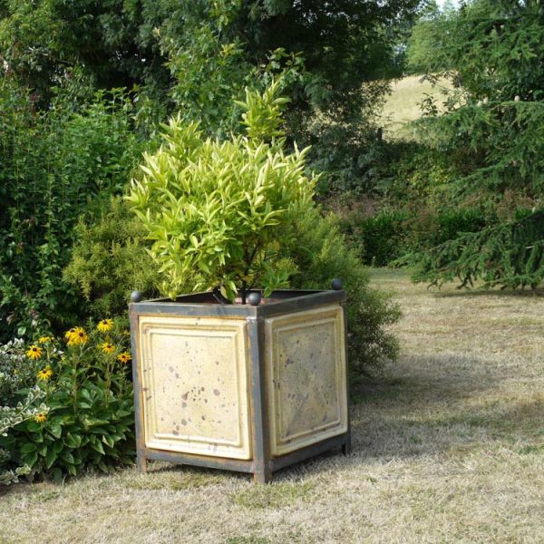 Bac à plantes carré