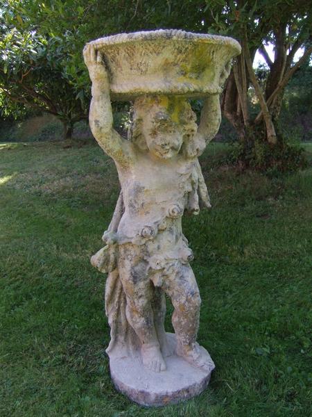 Putti Panier